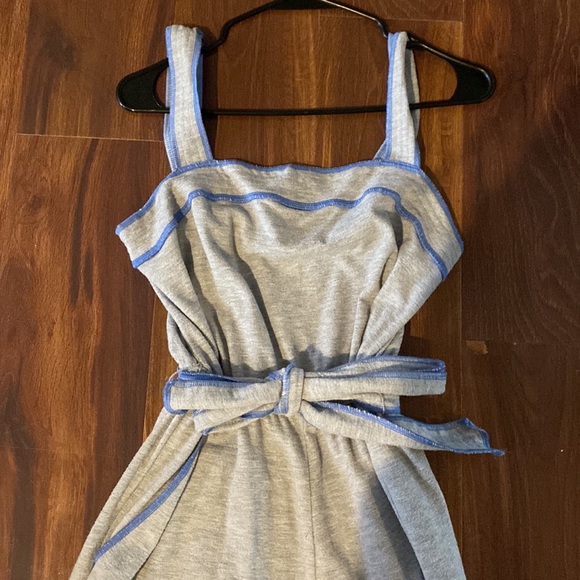 Grey jumpsuit - Picture 3 of 4